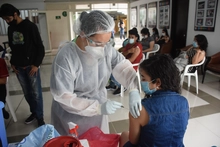 Jornada de vacunaci&oacute;n Ciencias B&aacute;sicas3