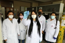 Graduada uniquindiana de Qu&iacute;mica