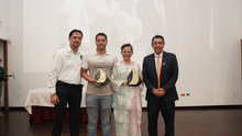 Durante la ceremonia se entregó un reconocimiento a las dos nuevas investigadoras eméritas de la Universidad del Quindío, Magda Ivone Pinzón Fandiño y Patricia Landázuri