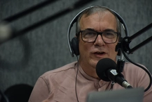 Desde La U FM Estéreo, Rodrigo Londoño reitera compromiso con la Paz Total del gobierno Petro