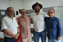 Desde La U FM Estéreo, Rodrigo Londoño reitera compromiso con la Paz Total del gobierno Petro