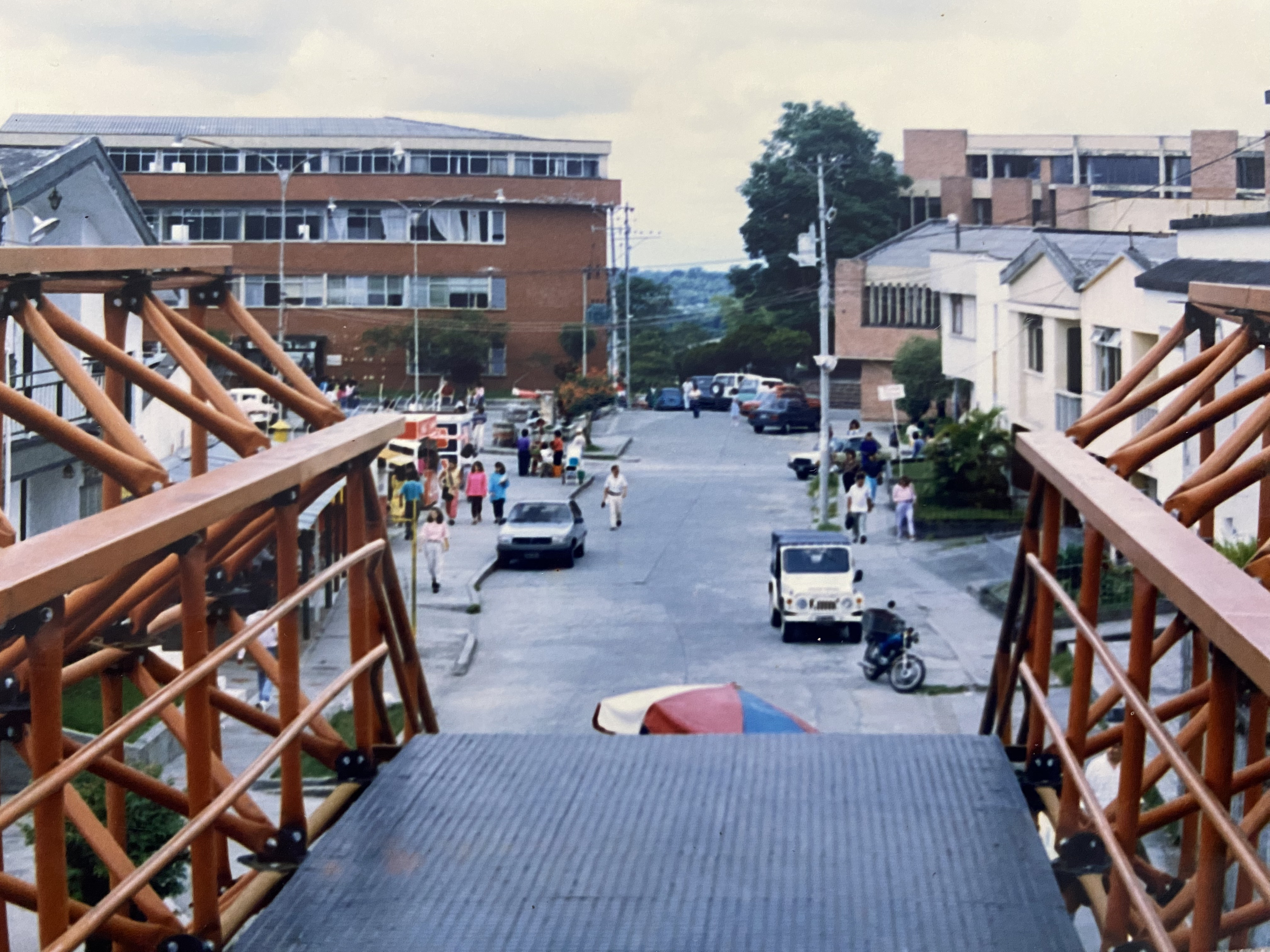 Renovación social desde el territorio: la UQ tras 25 años del terremoto del Eje Cafetero Renovación social desde el territorio: la UQ tras 25 años del terremoto del Eje Cafetero