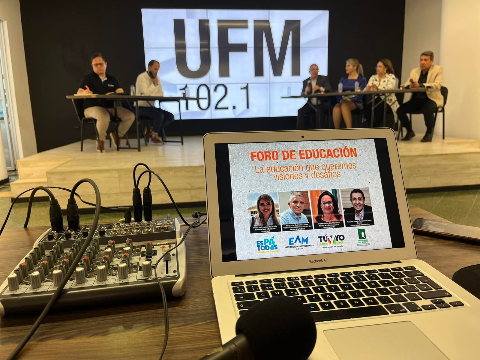 La UFM Estéreo 102.1: legado radial La UFM Estéreo 102.1: legado radial