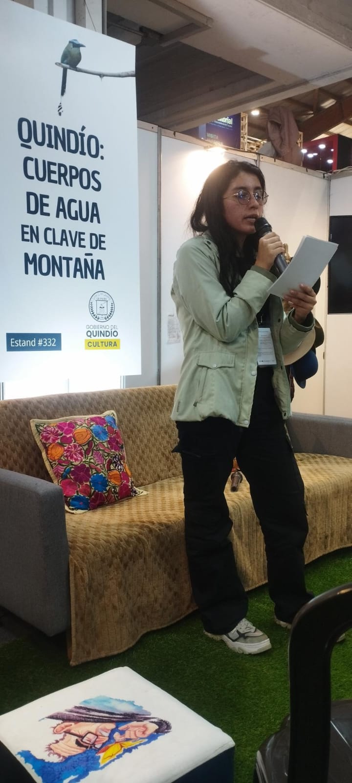 Shara Bueno, graduada uniquindiana, representó al Quindío en la Feria Internacional del Libro de Bogotá