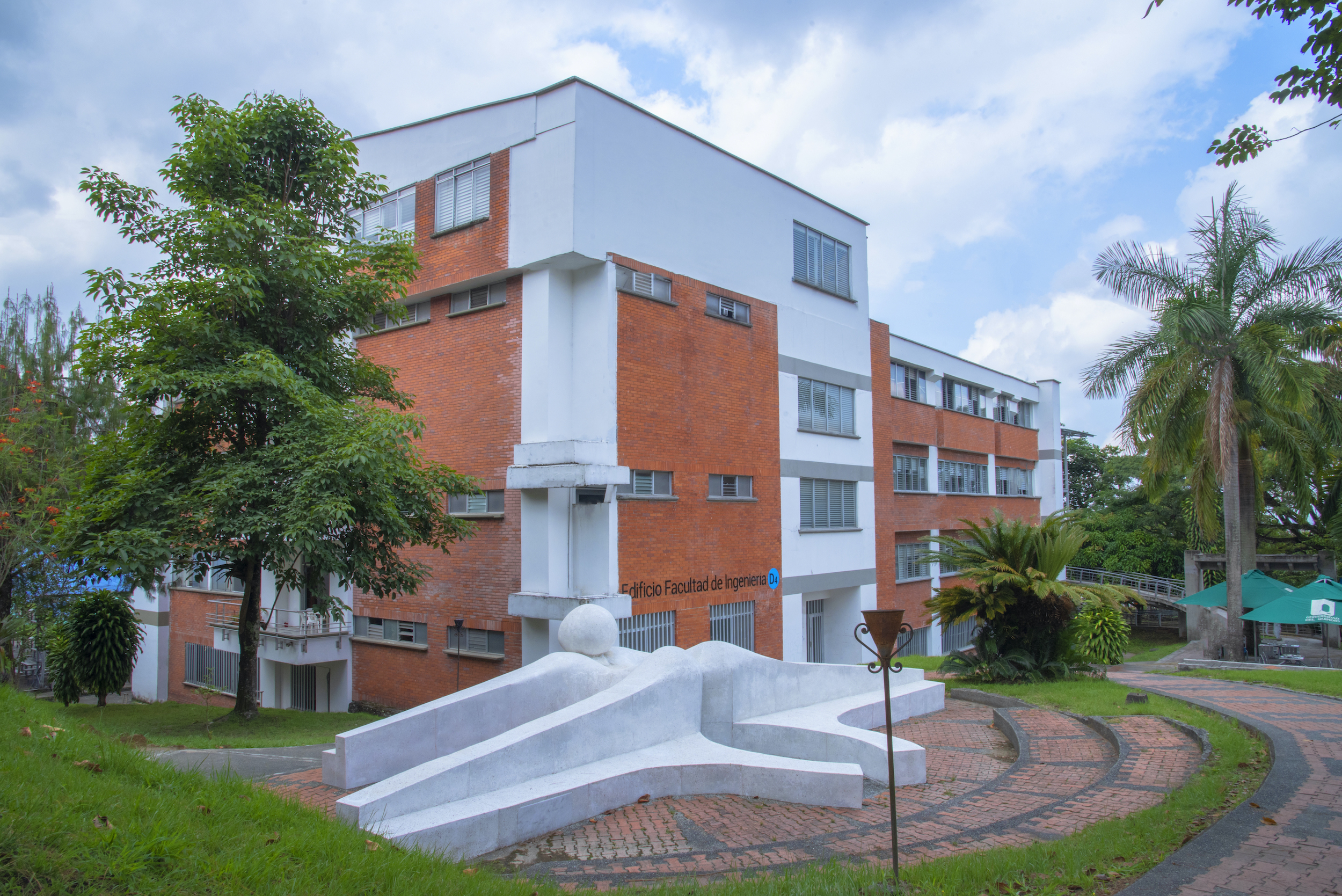 Ingenier&iacute;a Electr&oacute;nica